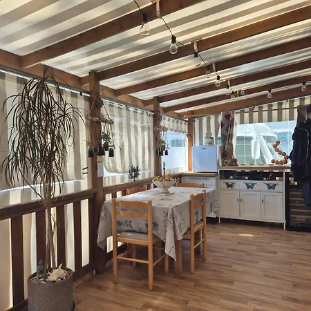 Camping L'embrun Des Pins, Mobile